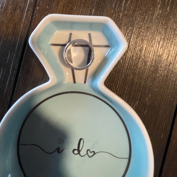 Tiffany & Co. Wide Note Ring - Picture 5 of 7